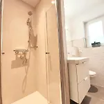 Fewo Schwalbe Mit Sauna In Hafennaehe